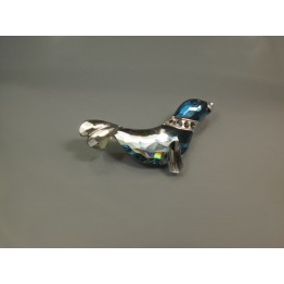 Broche Cubica