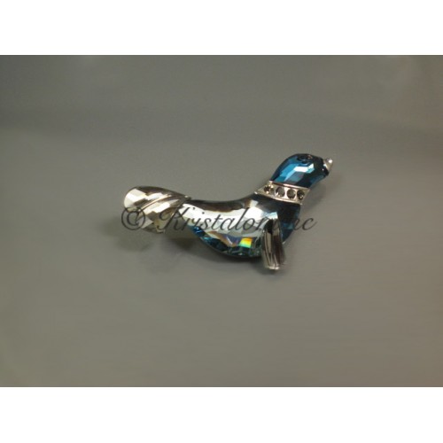 Broche Cubica